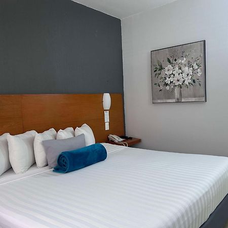 Hotel Gran Minatitlan Plaza Bagian luar foto