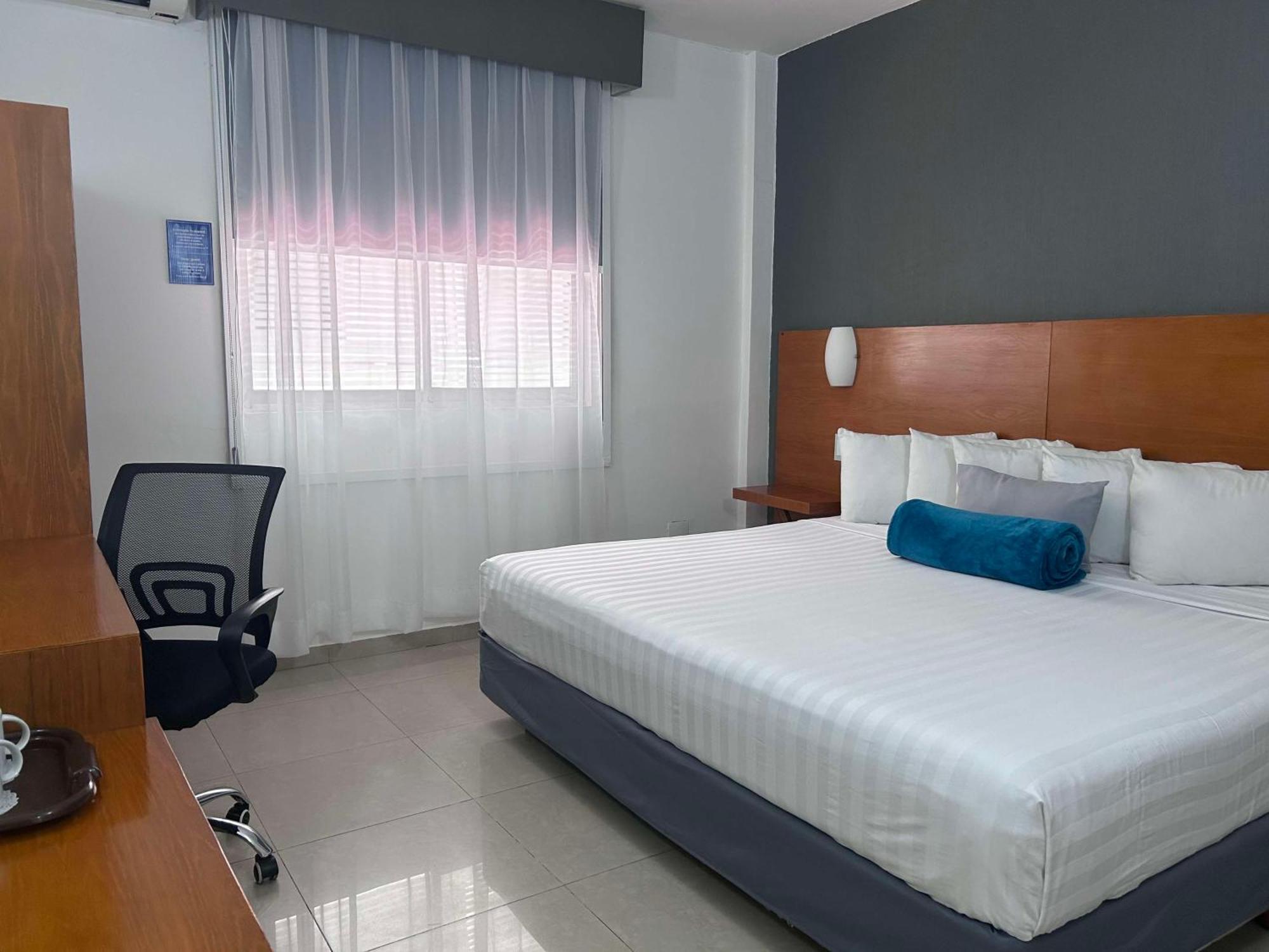 Hotel Gran Minatitlan Plaza Bagian luar foto