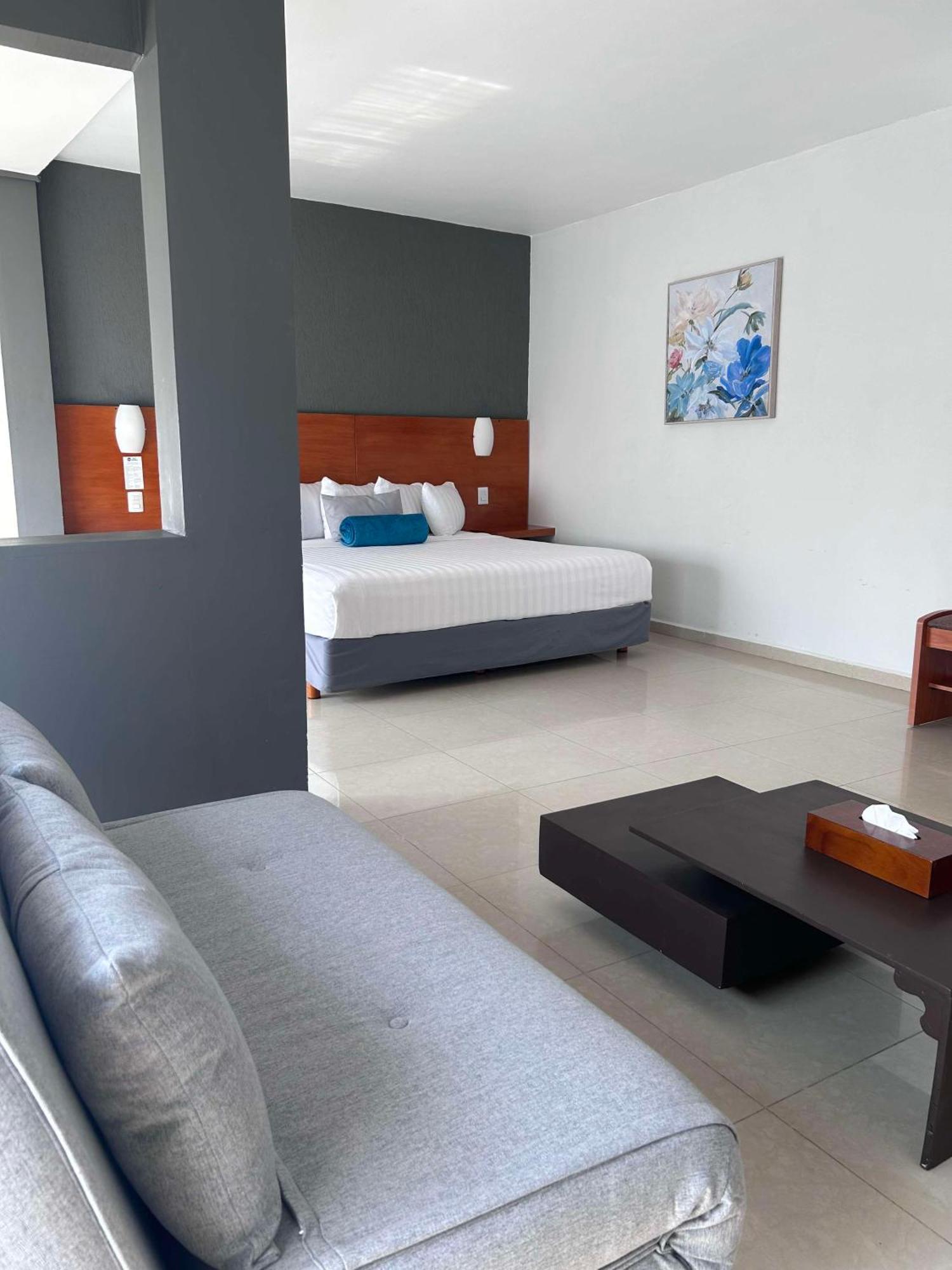 Hotel Gran Minatitlan Plaza Bagian luar foto